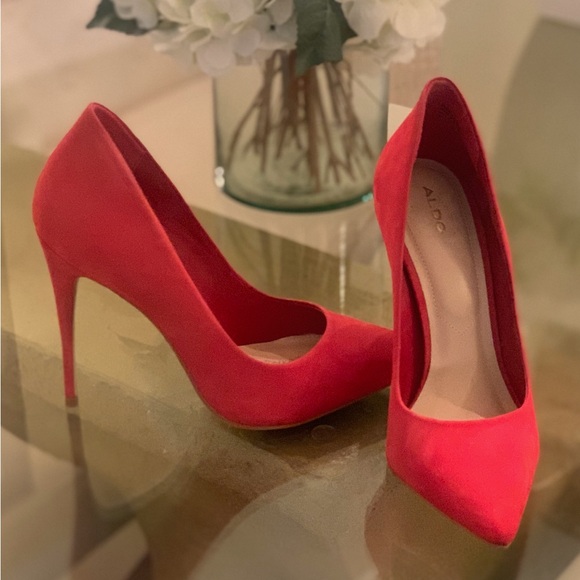 Aldo Vibrant Red High Heels - Picture 1 of 5